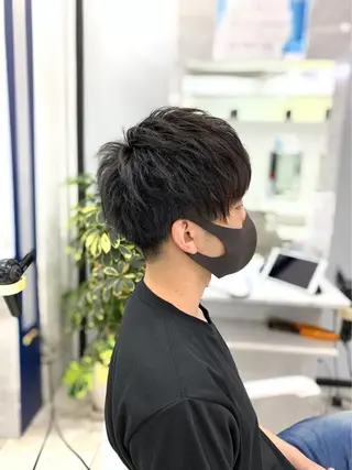 ショート メンズ ハイライト&曲がる 縮毛矯正特化 玉置のヘアスタイル