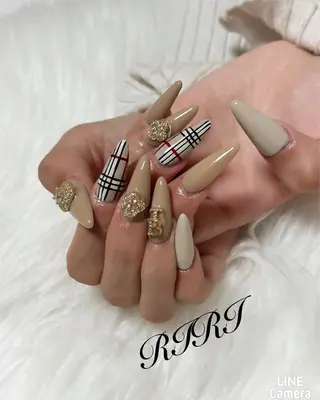 ネイル riri オーナーのネイルデザイン