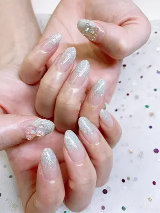 ネイル 🦋ネイルサロン ブラン🌈ゆりのネイルデザイン