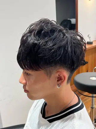 ショート メンズ メンズカット✂️ スキンフェード伊藤陸のヘアスタイル