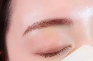 メンズ アイブロウ NAZ eyelash&eyebrow by medical salon所属・NAZ 表参道 Tomokoのマツエク・マツパデザイン