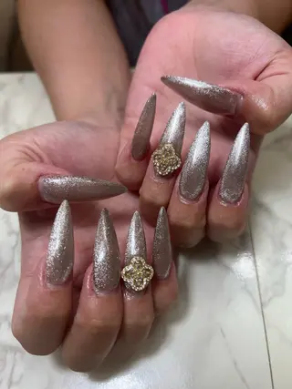 ネイル Garnet nailのネイルデザイン