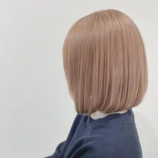 ショート カラー ベレーザ渋谷所属・🦋ハイトーン・髪質 改善🦋成嶋 朋希のヘアスタイル