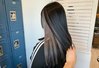 ロング 渡邉 真夕のヘアスタイル