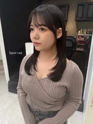 ミディアム rina/顔周り特化 柔らかいカラーのヘアスタイル