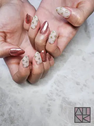 ネイル WINK所属・吉澤 響香のネイルデザイン