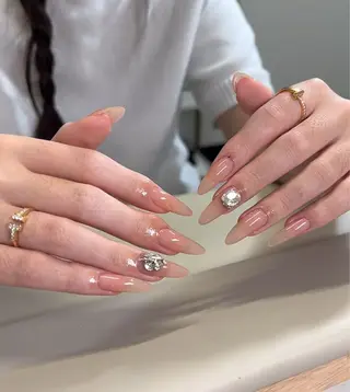 ネイル カスミ 💛吉祥寺のネイルデザイン