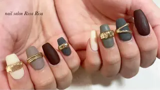 セミロング ネイル ネイルスタジオ シェイクユアハンズのネイルデザイン