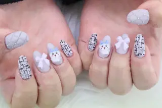 ネイル カラーズビューティサロン所属・ツノスエアヤカ ／つののネイルデザイン