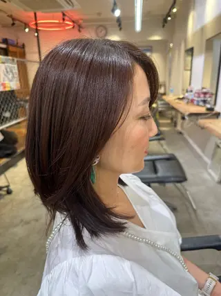 セミロング VOICE所属・MIRI MIRIのヘアスタイル