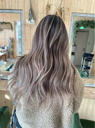 ロング 谷山銀二郎/ 副店長のヘアスタイル