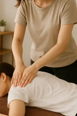 リラクゼーションサロン【柔もみ】所属・ふっと緩む/オイル＆ もみほぐし🌿柔もみのエステ・リラクイメージ