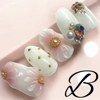 ネイル nailsalon  Trinity所属・K. yu-kaのネイルデザイン
