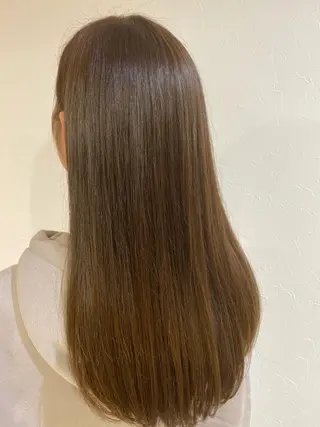 ロング カラー Ate by little所属・青木 梢のヘアスタイル