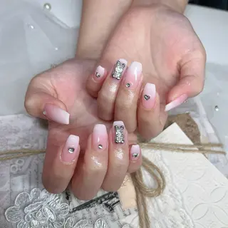 ネイル Fairyフェアリーネイルサロン所属・Nail Hibi サロンのネイルデザイン