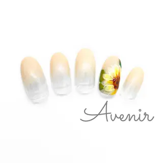 ネイル Avenir 表参道 nail＆eye予約のネイルデザイン