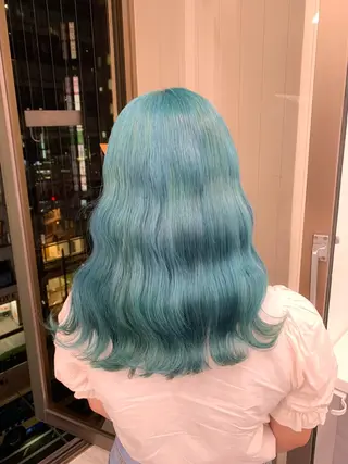 ショート カラー ヘアアレンジ neon hair所属・🩵 JURI🩵のヘアスタイル