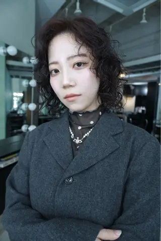 ミディアム カラー パーマ MIYU/ニュアンス /艶カラーのヘアスタイル