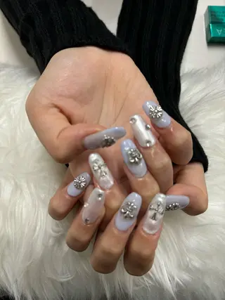 ネイル Roveil所属・佐藤　Roveil 勾当台公園駅徒歩5分のネイルデザイン