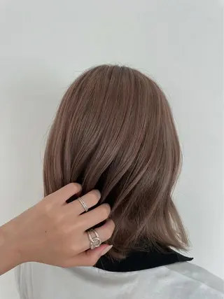 ミディアム カラー 山本 愛華のヘアスタイル