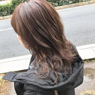 ミディアム カラー ヨシダ トオルのヘアスタイル
