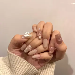 ネイル 黒葛原 めぐみのネイルデザイン