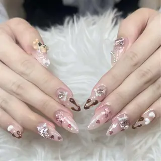 ネイル ANH ゴテゴテネイルのネイルデザイン