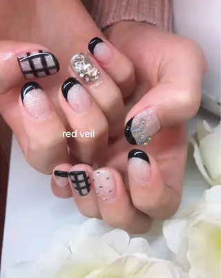 ミディアム ネイル 長さ出し専門 nynaのネイルデザイン