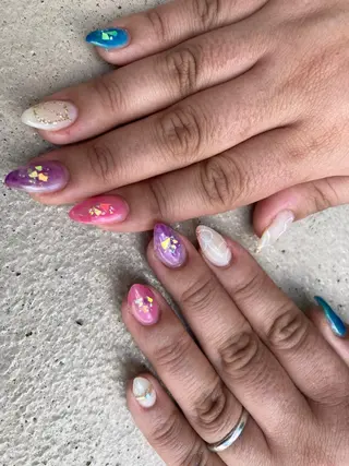 ミディアム ネイル ✴︎ Delightのネイルデザイン