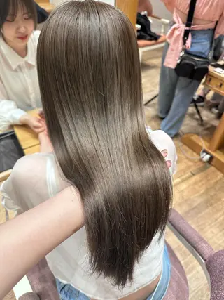 ロング カラー 解田彩奈/ stylistのヘアスタイル