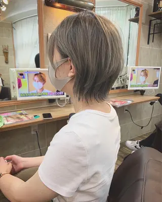 ショート カラー 平尾 拓也のヘアスタイル