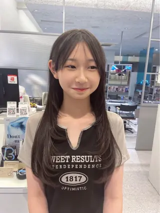 ロング THE SKY所属・アダチ ヒナタのヘアスタイル