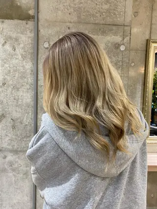 ミディアム 齋藤 椋哉のヘアスタイル