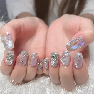 アイブロウ マツエク・マツパ ネイル Nail&eye Belire 新宿のネイルデザイン