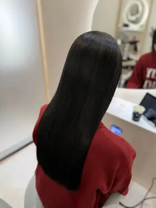 ロング Lisa📎 【Zina 2nd】のヘアスタイル