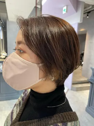 ショート カラー オフホワイトアンドなんば所属・福西 洋斗のヘアスタイル