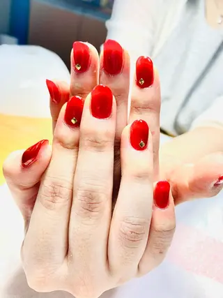 ネイル 池崎 美穂のネイルデザイン