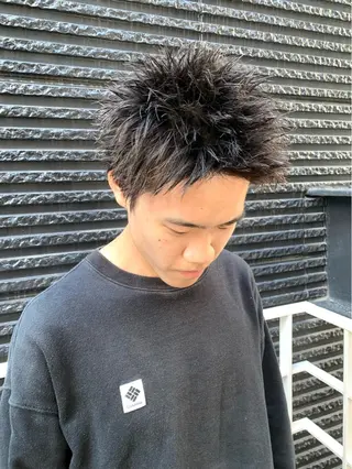 メンズ 佐藤大翔🌐縮毛矯正 🌐メンズパーマのヘアスタイル