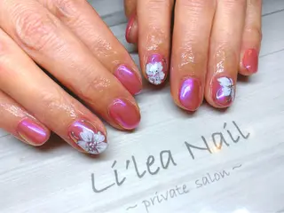 ネイル Li'leaNail AINAのネイルデザイン