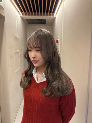 ロング 🐈⬛ブリーチ カラー特化🐈⬛彩のヘアスタイル