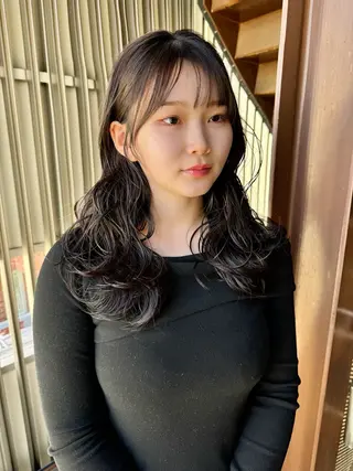 ロング 平 一裕のヘアスタイル