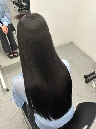 ロング カラー モテ髪💕ハイトーン ベージュ yuriaのヘアスタイル