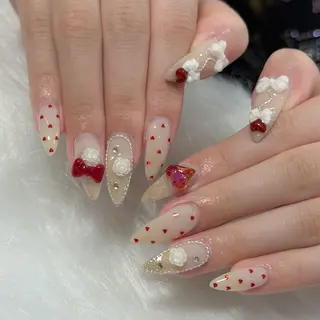 ネイル LAVISH nanamiのネイルデザイン