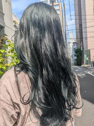 ロング カラー fuwat所属・秋葉原でカラーする なら🐉ちぇーたんのヘアスタイル