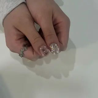 ネイル YOERU所属・YOERU yuukaのネイルデザイン