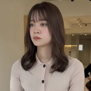 ミディアム カラー noa/ 渋谷のヘアスタイル