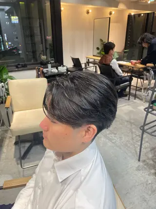 ショート 川副/シャドウ/ 波巻き/メンズパーマのヘアスタイル