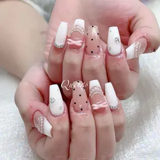 ネイル Queens テイのネイルデザイン