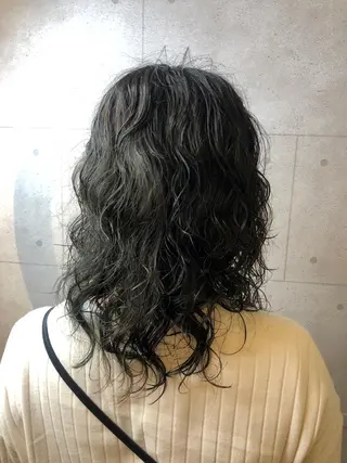 ミディアム パーマ さかい なつみのヘアスタイル