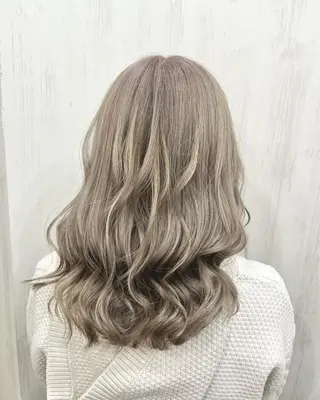 セミロング カラー ヘアアレンジ S.BLOOM 川崎 翔哉のヘアスタイル